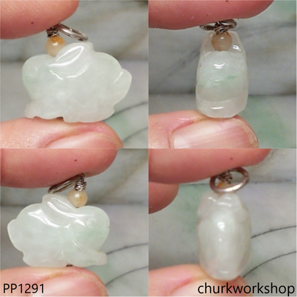 Small jade rabbit pendant