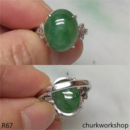 Green jade cabochon ring 14K white gold