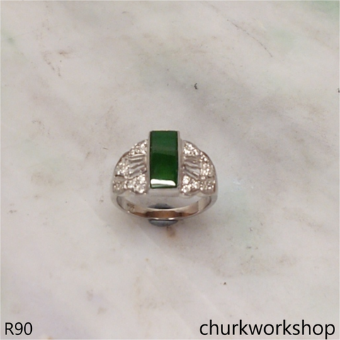 18k white gold deep green jade ring