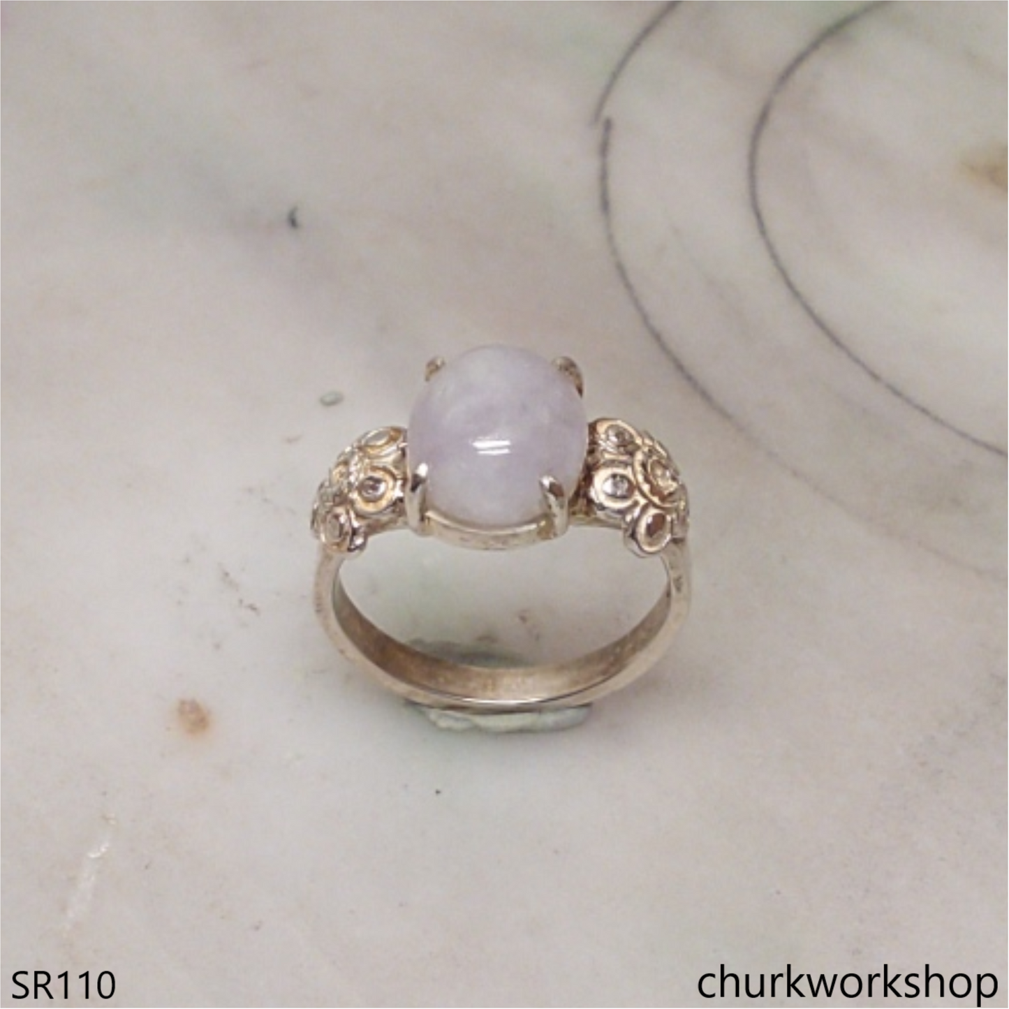 Lavender oval jade ring