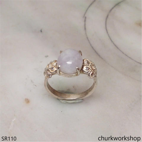 Lavender oval jade ring
