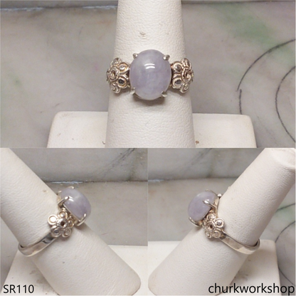 Lavender oval jade ring