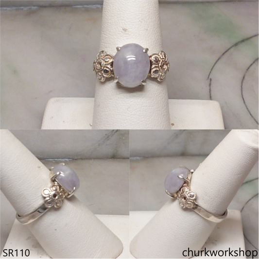 Lavender oval jade ring