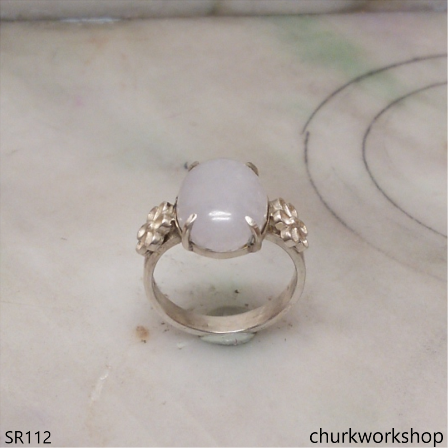 Lavender oval jade ring