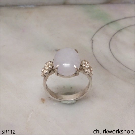 Lavender oval jade ring