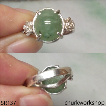 Oily green jade ring
