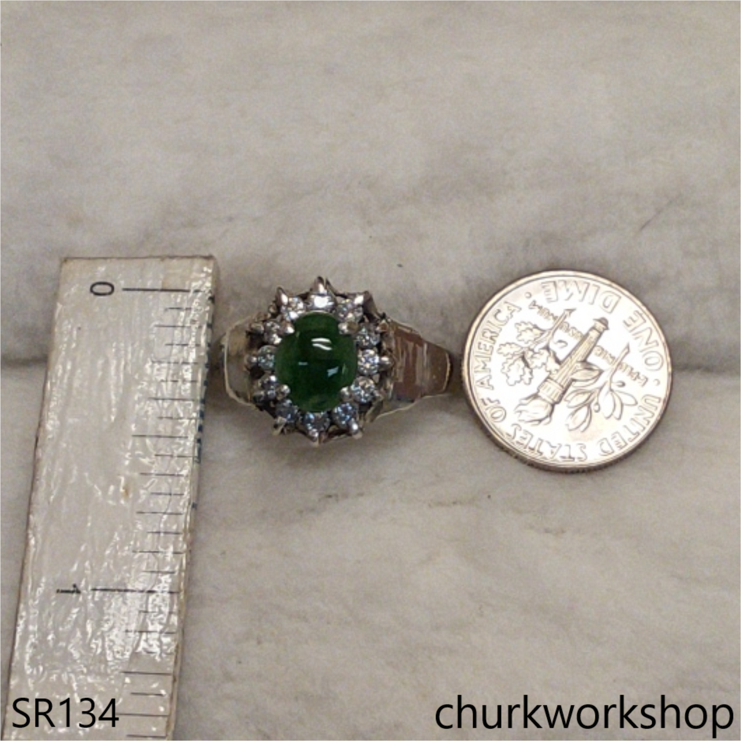 Oval green jade ring