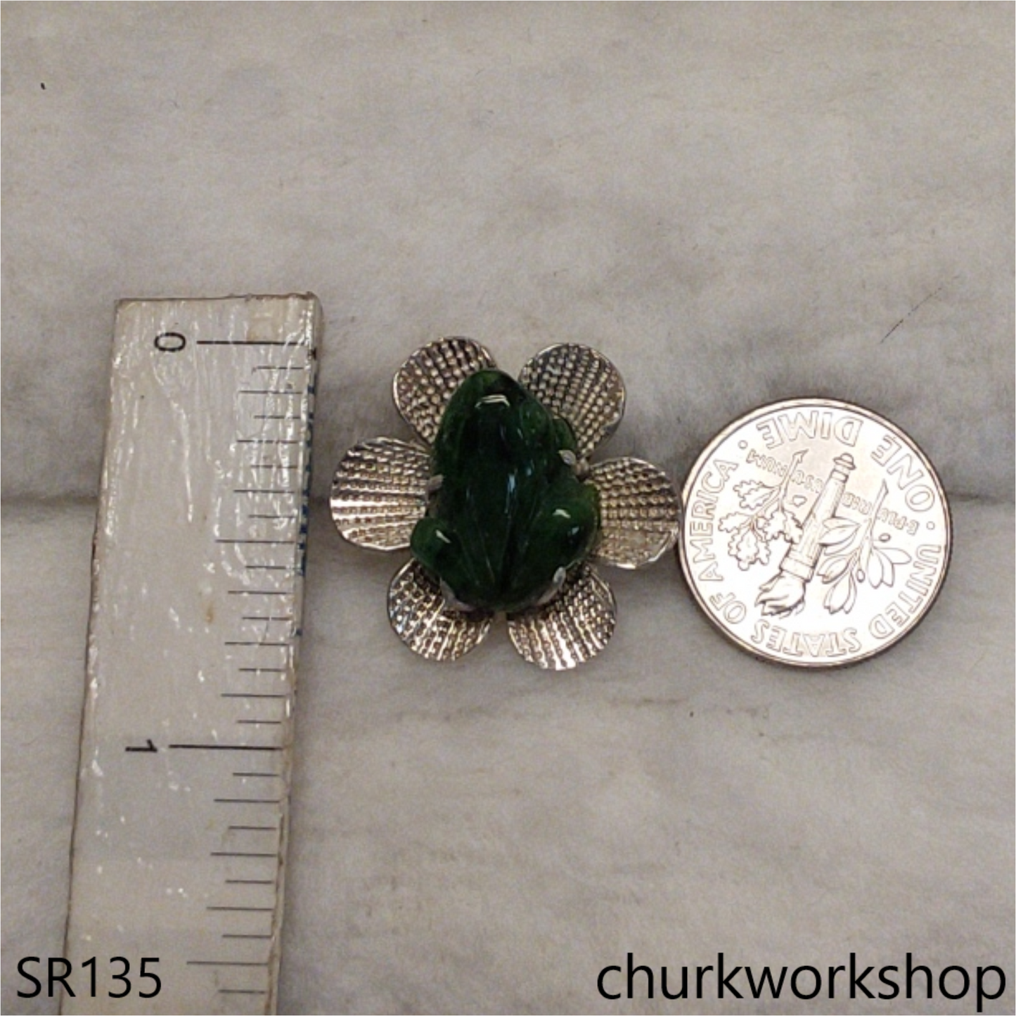 Dark green frog jade ring