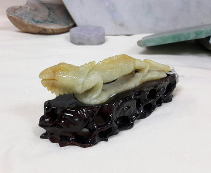 Red jadeite handcrafted iguana