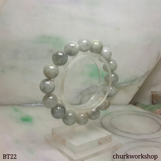 Grayish lavender jade beads bracelet