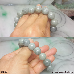 Grayish lavender jade beads bracelet
