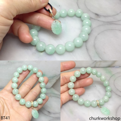 Light green beads jade bracelet with charm