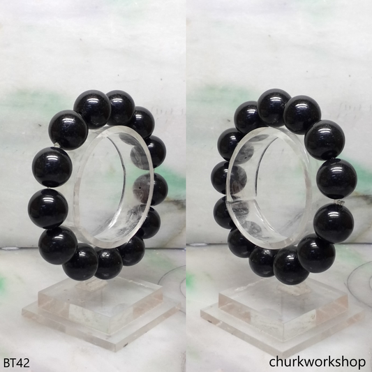 Reserved for mtpei      Black jade beads bracelet