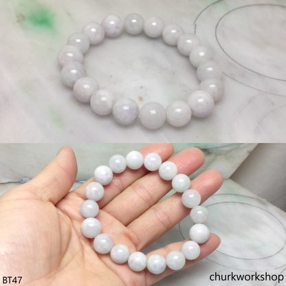 Pale lavender beads bracelet