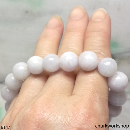 Pale lavender beads bracelet
