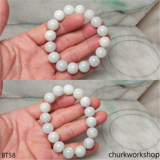 Pale green beads bracelet