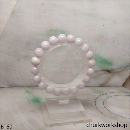 Light lavender beads bracelet