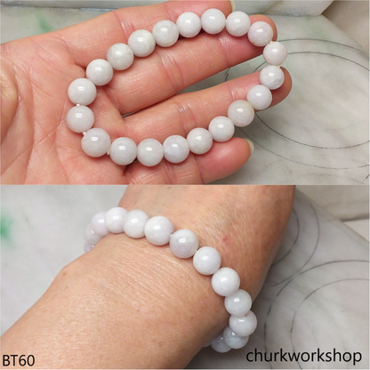 Light lavender beads bracelet