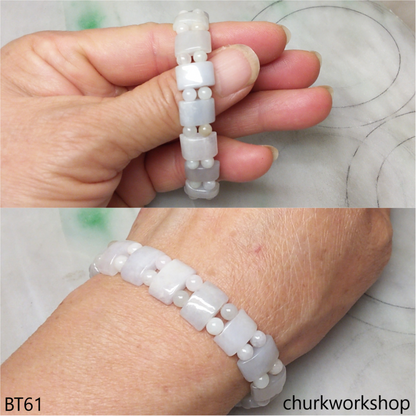 Light lavender beads bracelet
