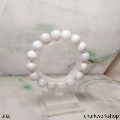 Pale lavender beads bracelet