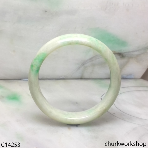 Small white base with green jade bangle