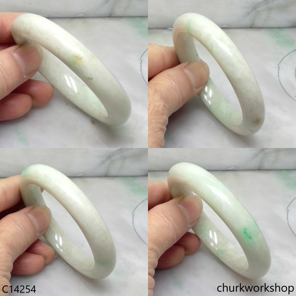 Small white base with green jade bangle