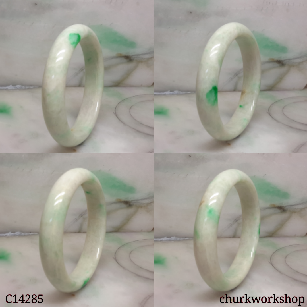 White base with splotches apple green jade bangle