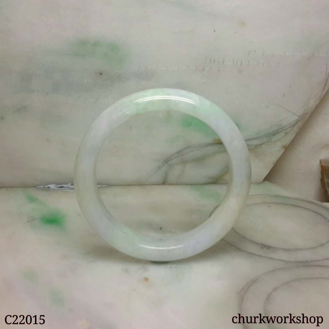 Light green mix pale lavender jade bangle
