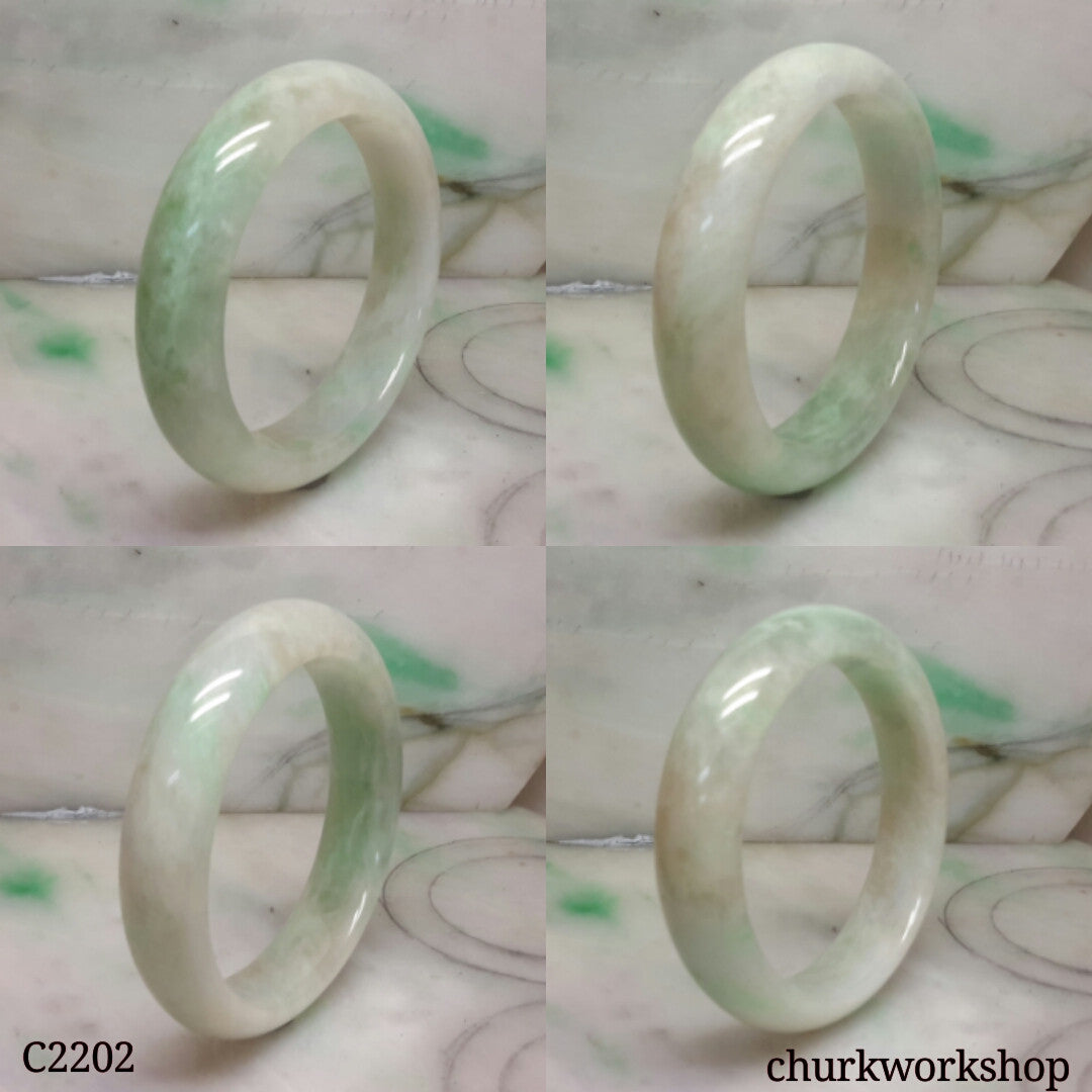 Light green jade bangle