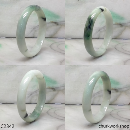 Light green jade bangle