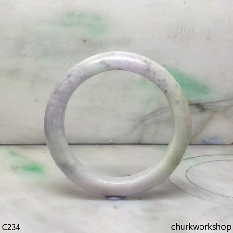 Lavender mix light green jade bangle