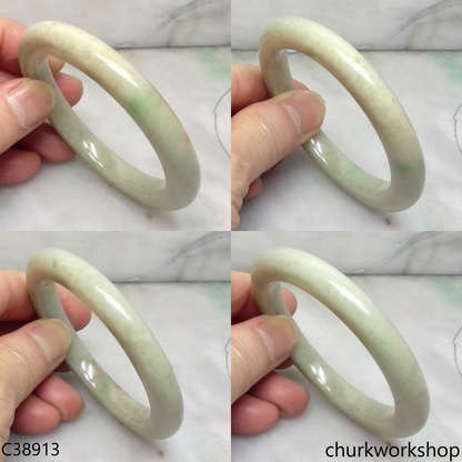 Light green jade bangle