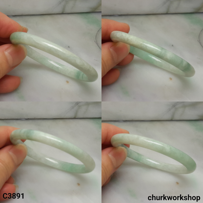 Small light green jade bangle