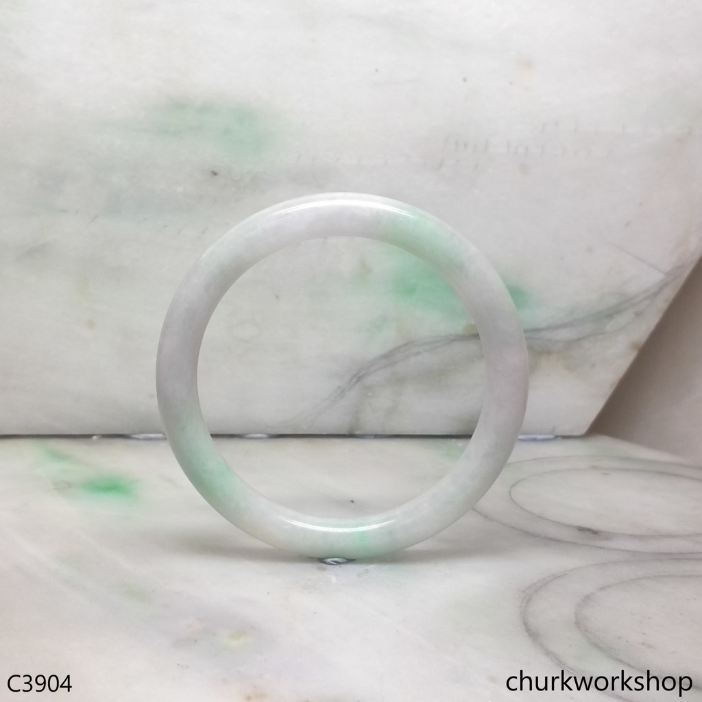 Pale lavender base with light green bangle