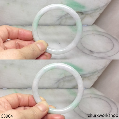 Pale lavender base with light green bangle