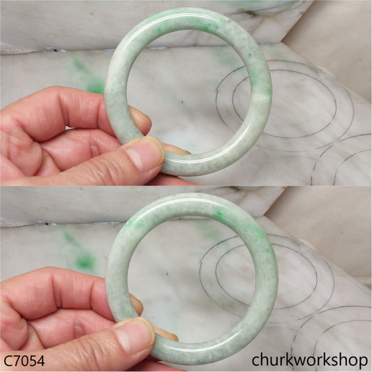 Light green jade bangle