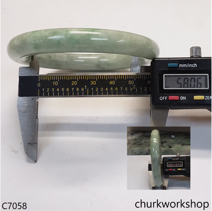 Light green jade bangle
