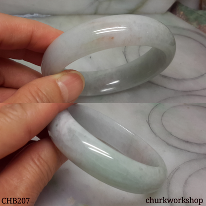 Pale green and lavender jade bangle
