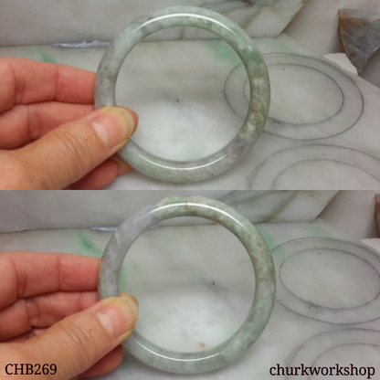 Grayish lavender jade bangle