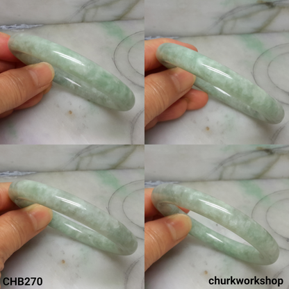 Light pea green jade bangle