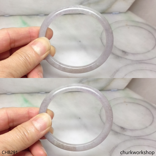 Light lavender oval jade bangle