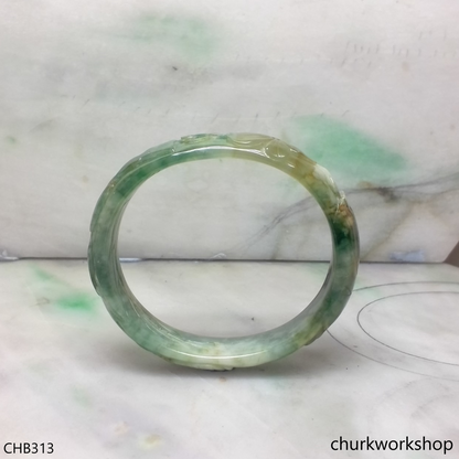 Multi-color carved oval jade bangle