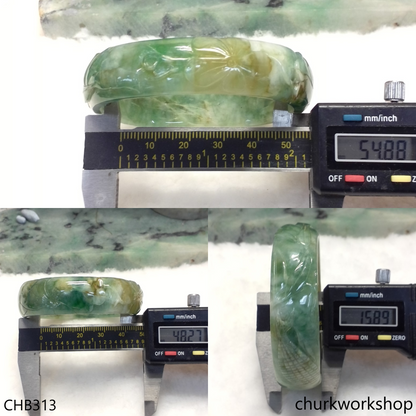 Multi-color carved oval jade bangle