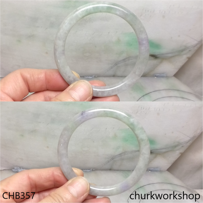 Grayish lavender mix green jade bangle