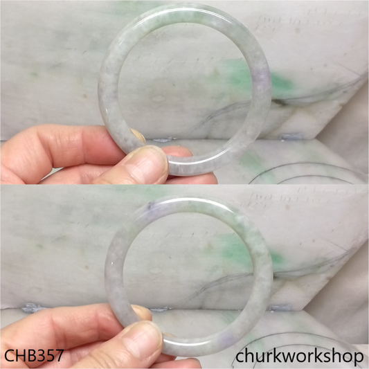 Grayish lavender mix green jade bangle