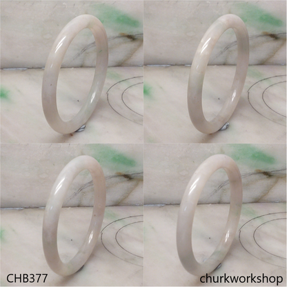 Pale lavender mix pale green bangle