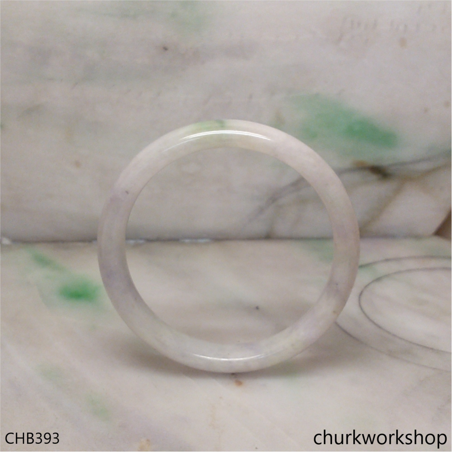 Pale lavender mix pale green bangle
