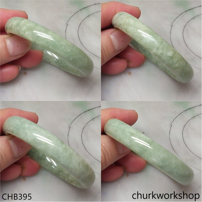 Light green jade bangle