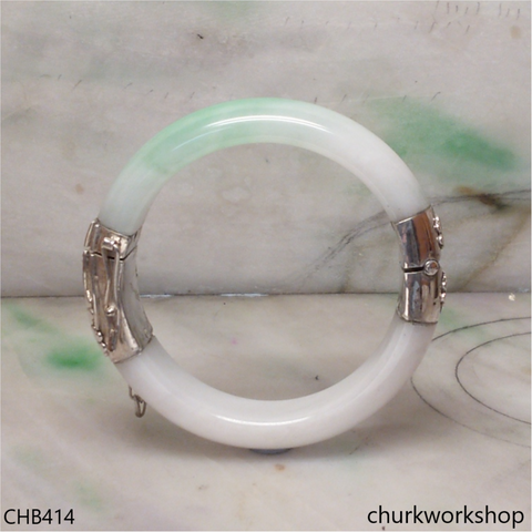 Pale lavender & green hinges jade bangle