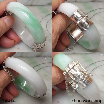 Pale lavender & green hinges jade bangle